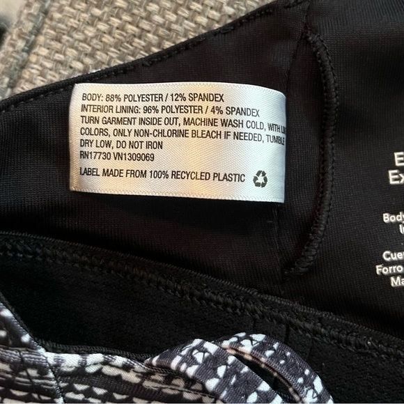 JoyLab Strappy Back Sports Bra - Picture 6 of 6